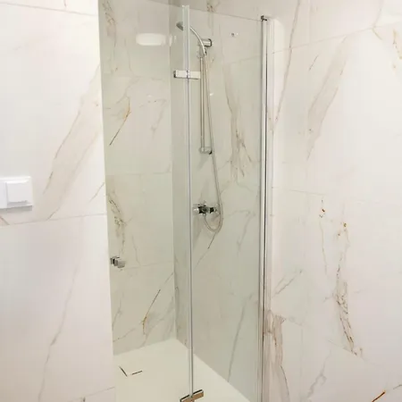 Pine Tree House 9 D&d